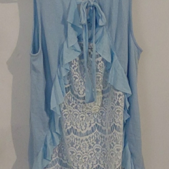 Blu Heaven ruffle bottom back lace and tie tunic - Picture 1 of 2
